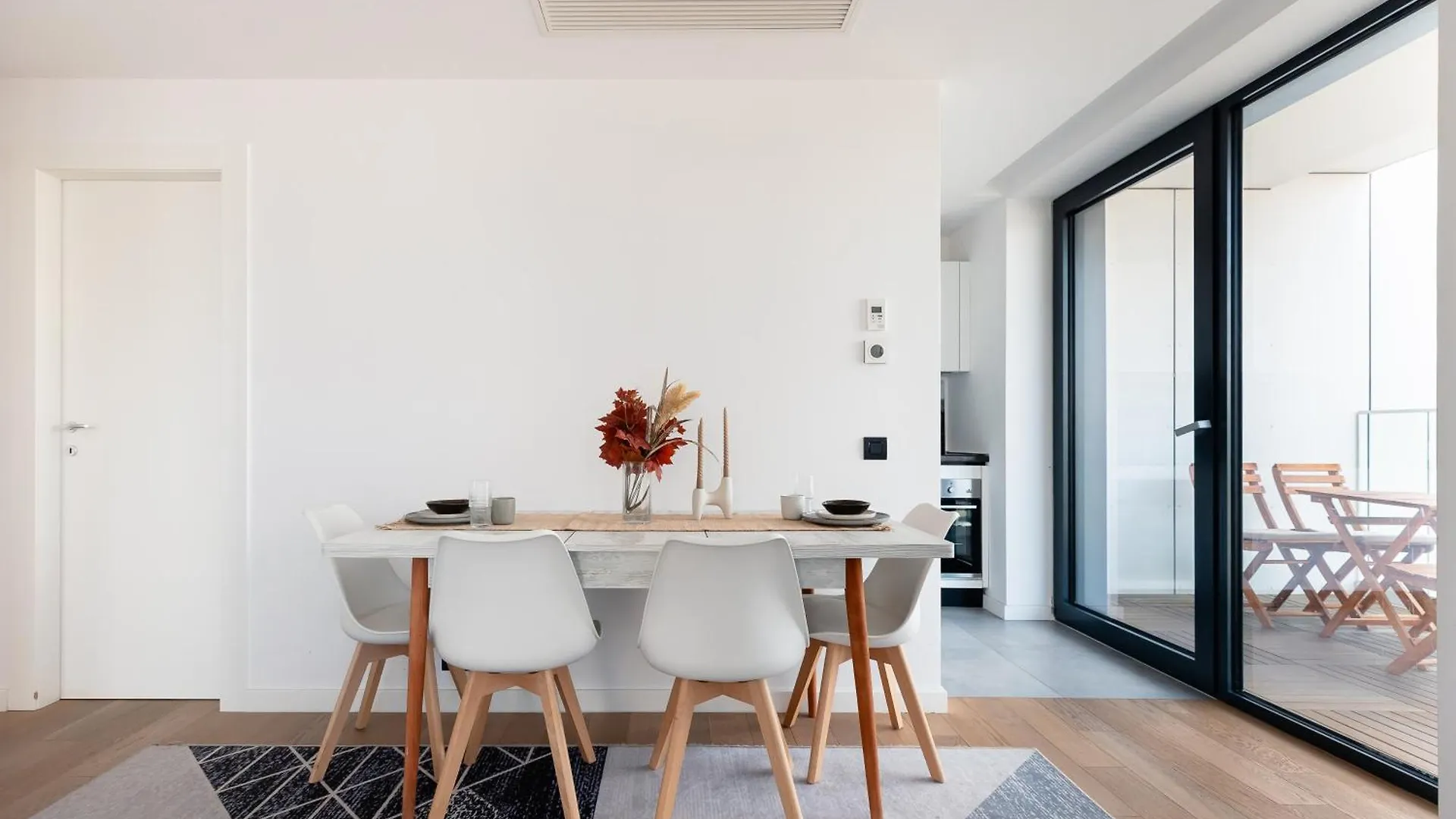 Maison - Luxury Apt In Exclusive Herastrau Area Bucharest Apartment